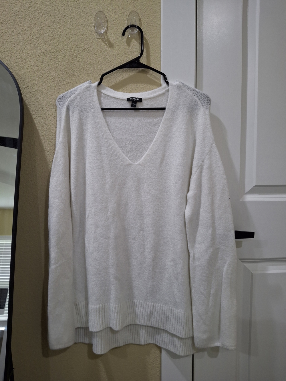 Express Sweater - Picture 2 of 7